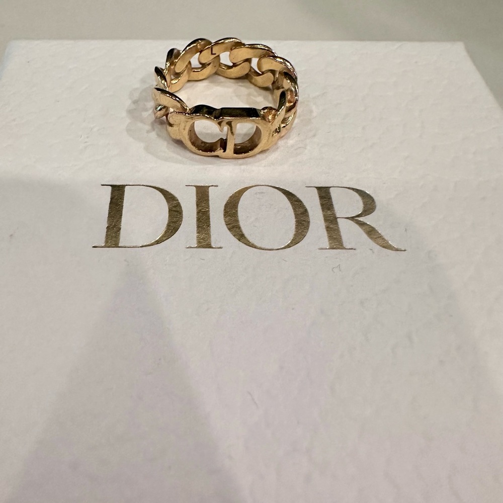 Christian Dior Ring Metal Danseuse Étoile Chain in gold 54